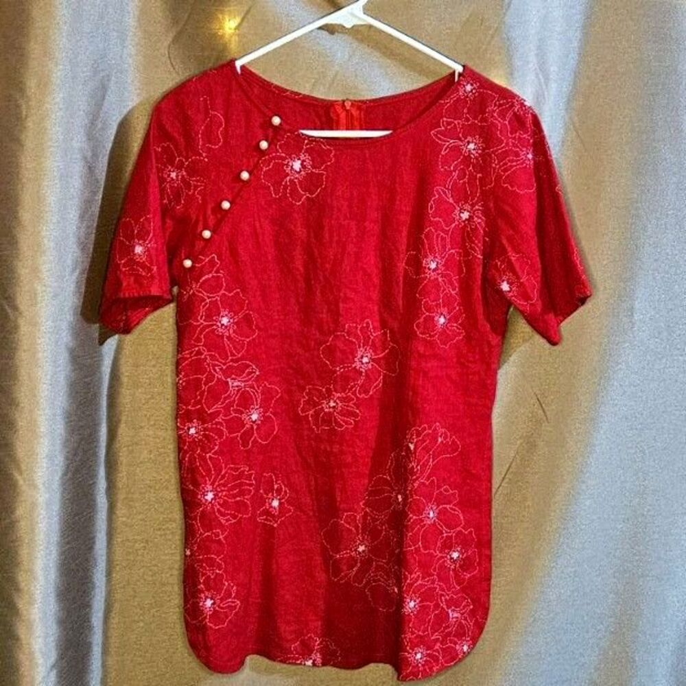 Lavender, Red, White, Top, Size: M